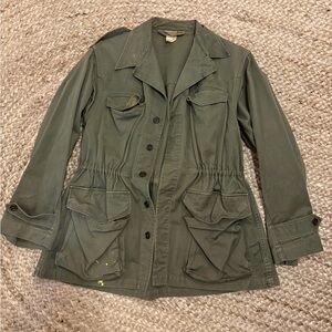 Vintage army jacket with cargo pocket detailing, military style